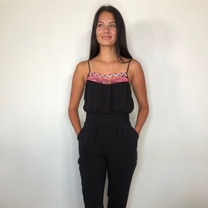 Black jumper with pockets!